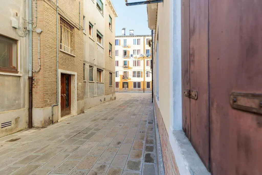 Casa Carla - Comodo Appartamento In Venice Cannaregio - 2 Camere Private-1